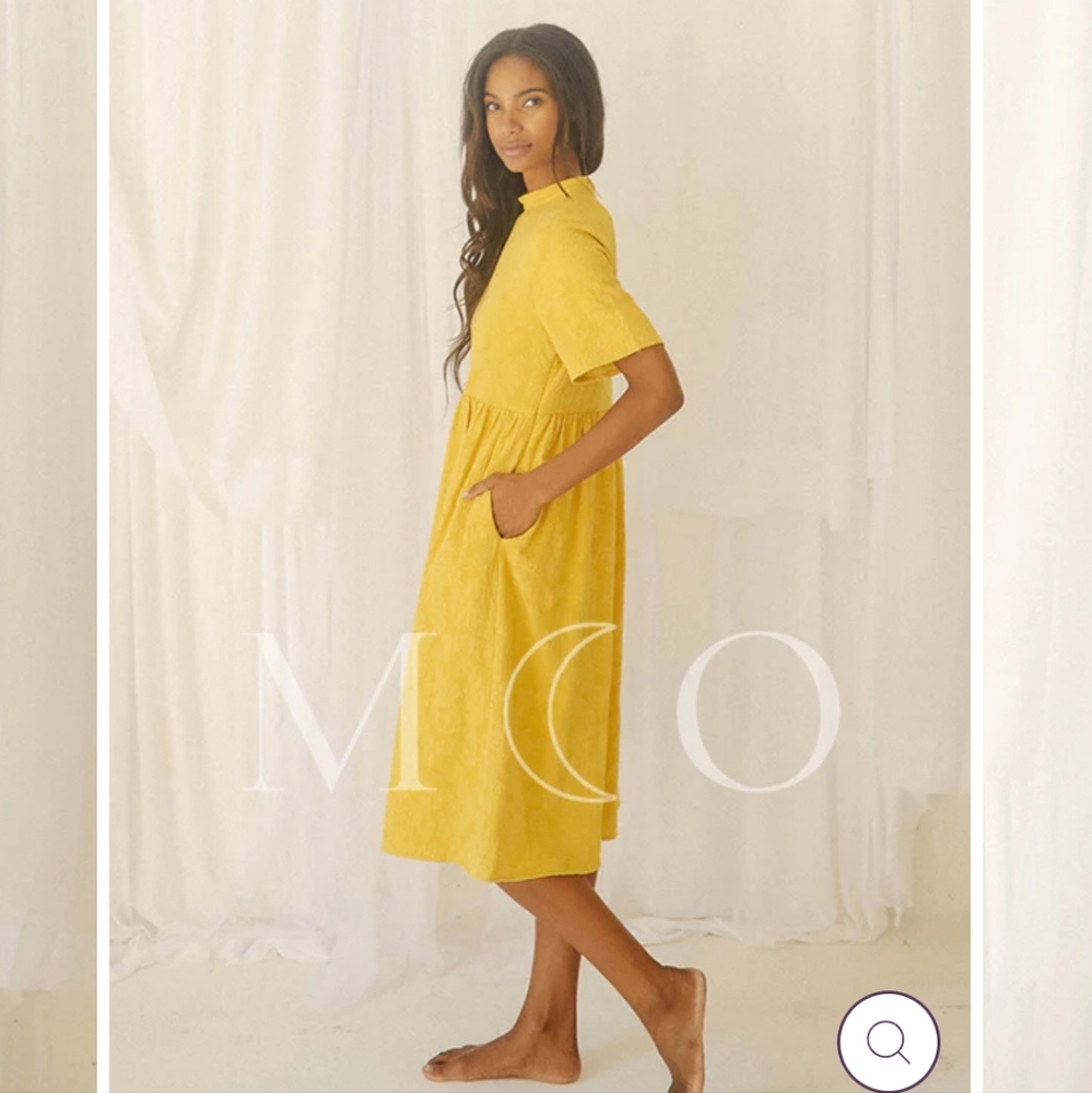Dress - Picture 2 of 5